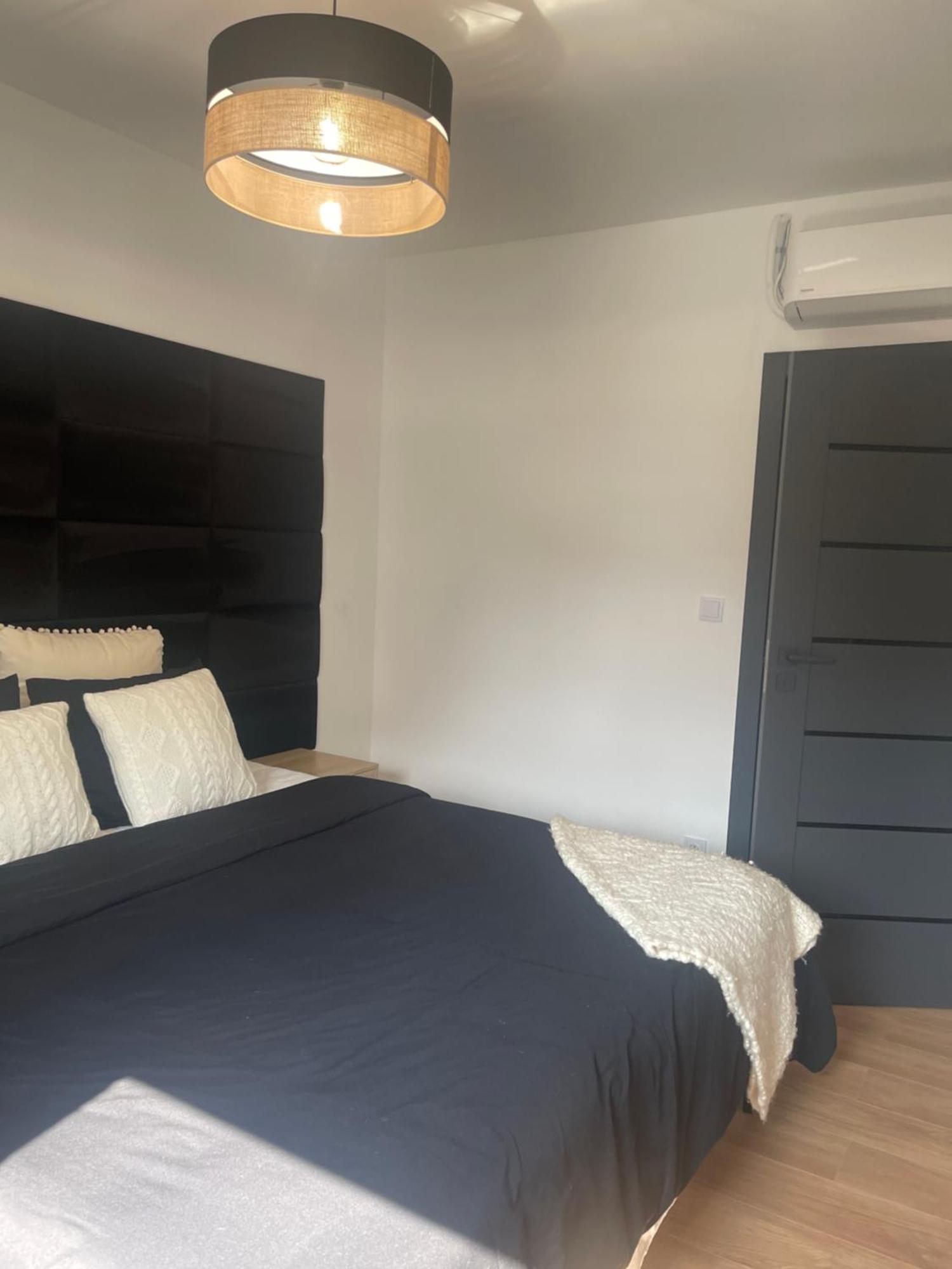 Apartament Blisko Ryneczku Wrocław Zewnętrze zdjęcie